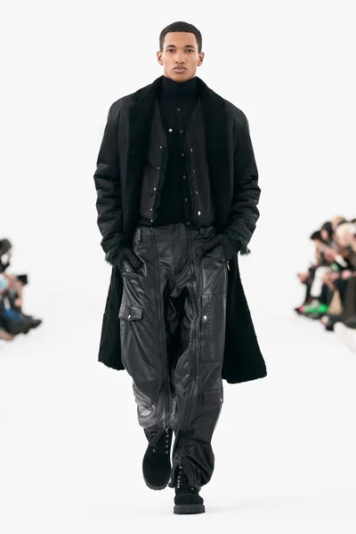 Look 45